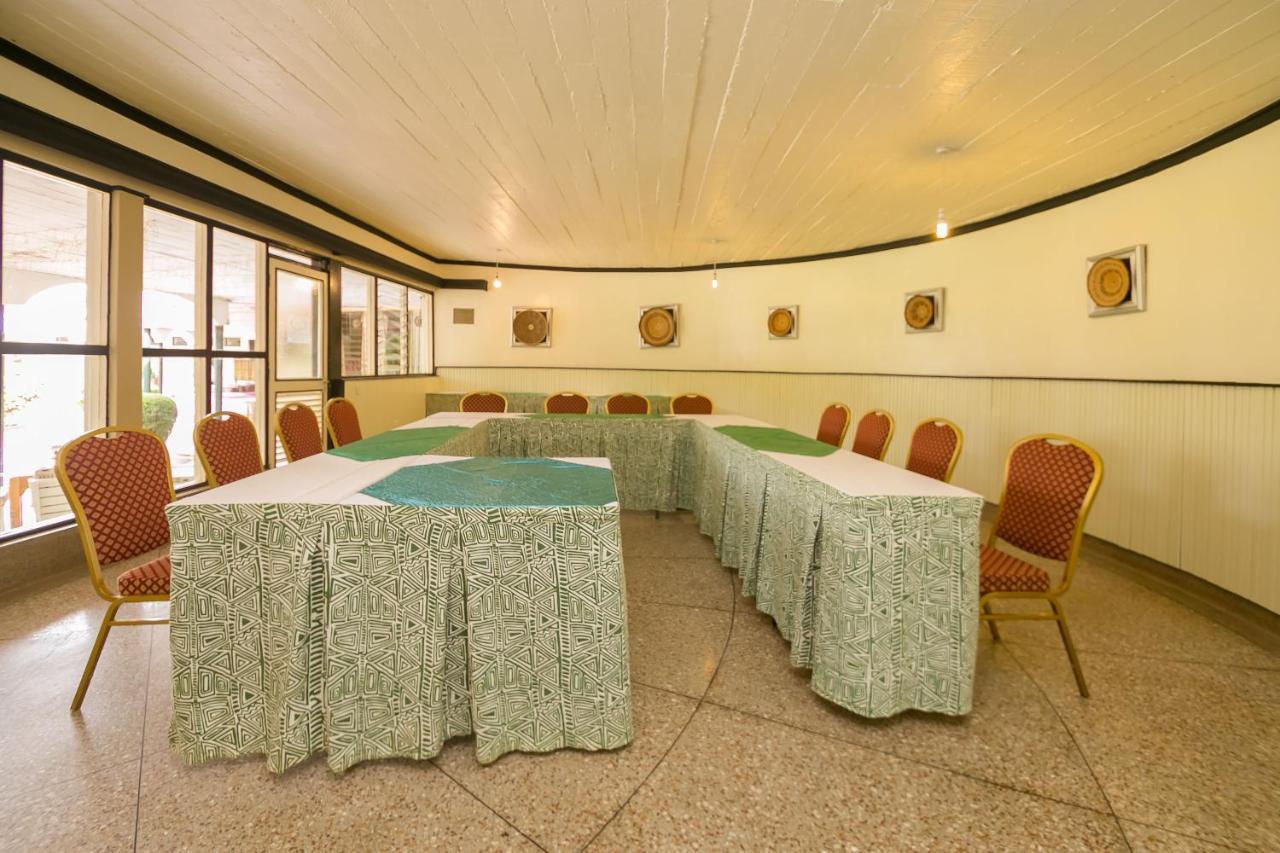 Green Hills Hotel Nyeri Esterno foto