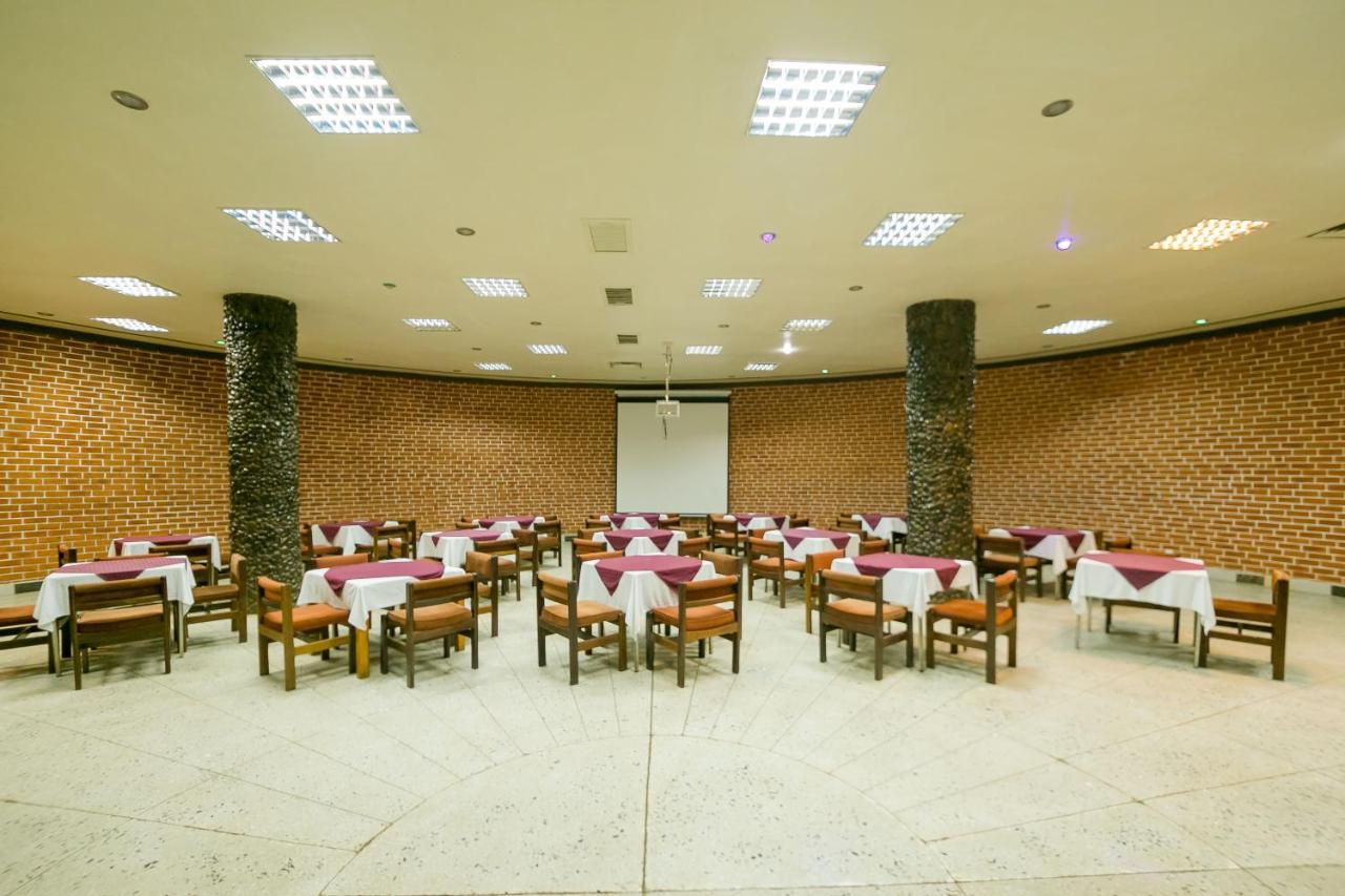 Green Hills Hotel Nyeri Esterno foto