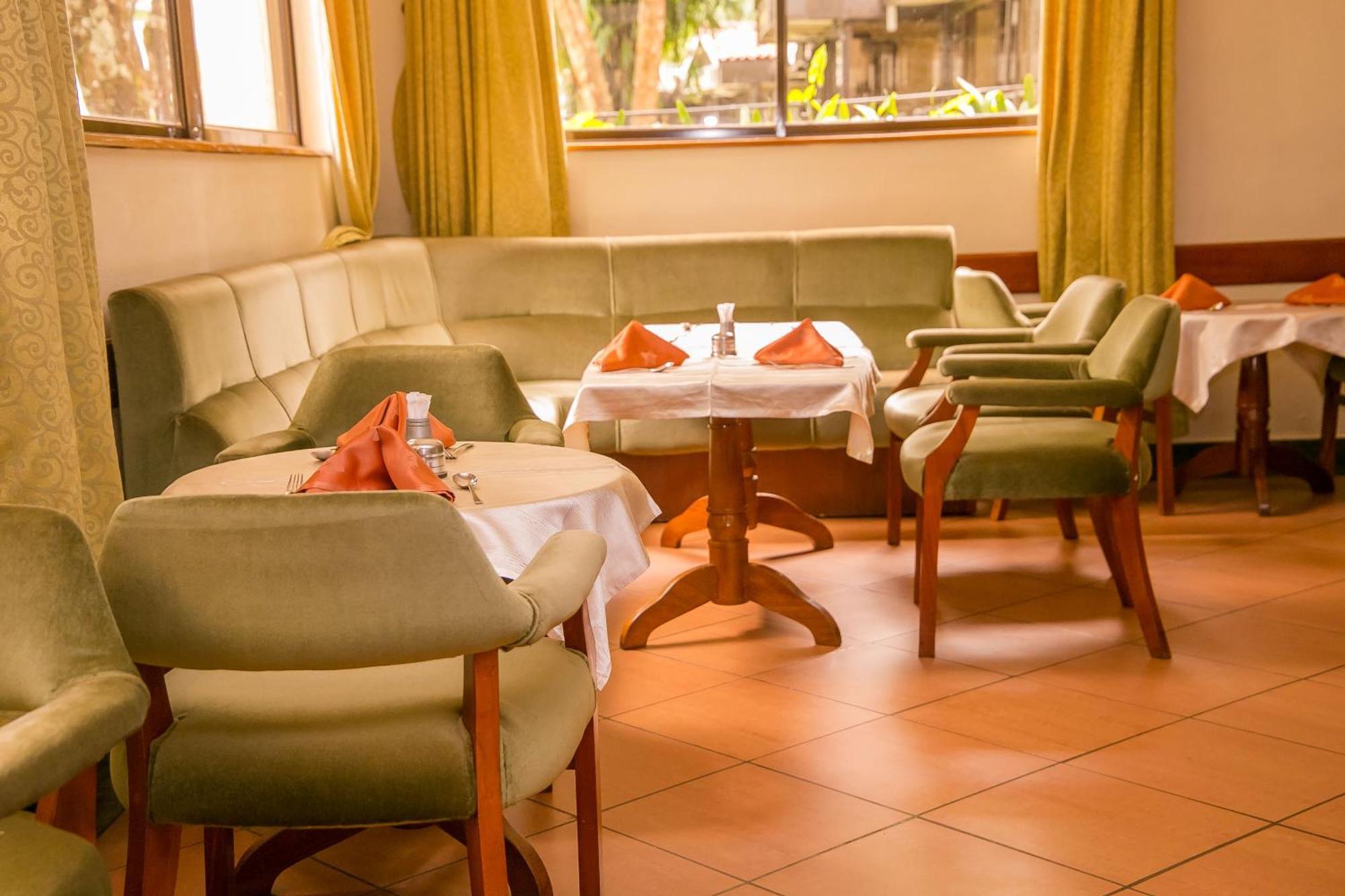 Green Hills Hotel Nyeri Esterno foto